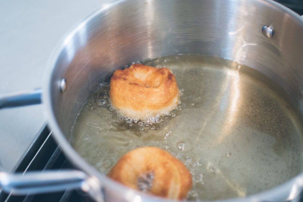 fast donuts with pillsbury crescent dough